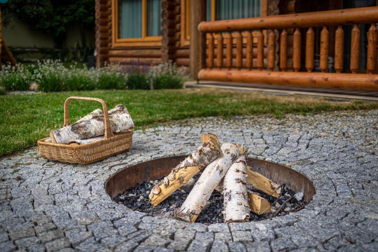 Vysoké Tatry Tatransky Zrubヴィラ エクステリア 写真